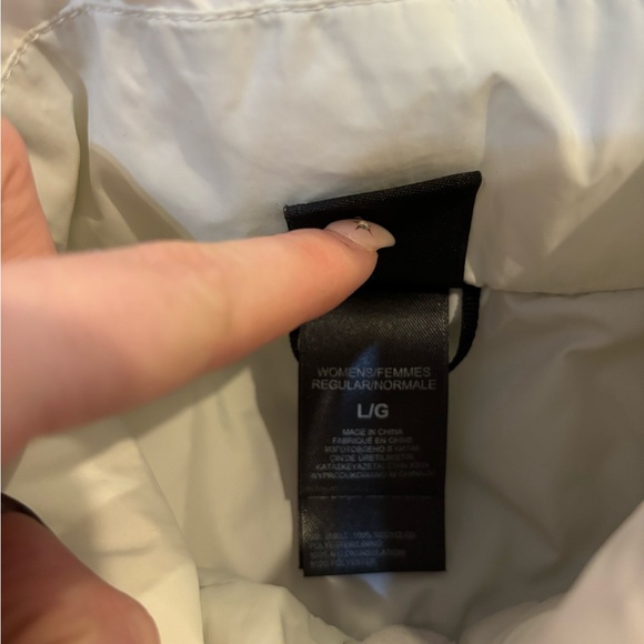 The North Face Ivory Puffer Coat - Picture 3 of 4